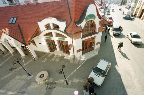 bar Fontána v Dunajskej Strede, kde sa pápayovci schádzali