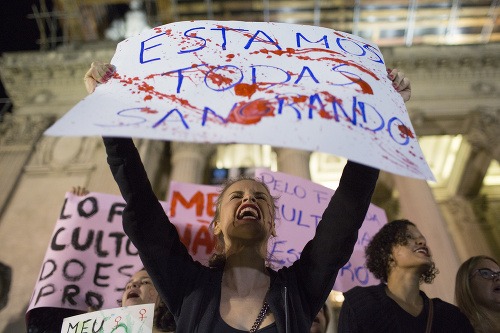 Hromadné znásilnenie v Riu
