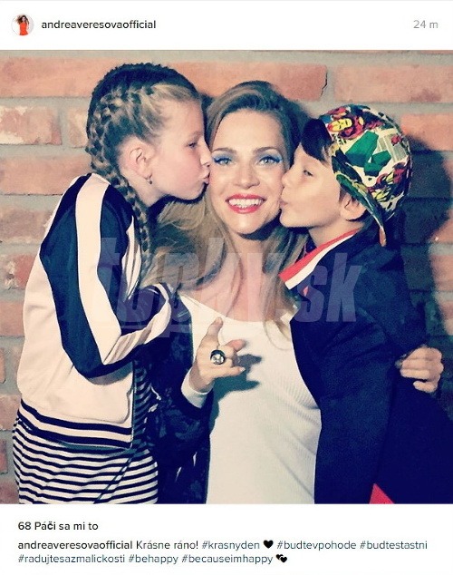 Andrea Verešová sa na Instagrame pochválila novou fotkou s deťmi. Zmaľovaná je tam však ako Martinka z Turca.