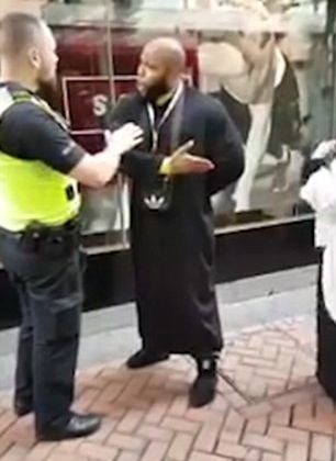 VIDEO absurdnej hádky islamského