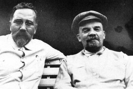 Lev Kamenev a V. I. Lenin