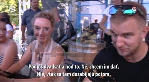 Erika Judínyová si pomýlila herečku Natáliu Puklušovú s herečkou Dominikou Kavaschovou.