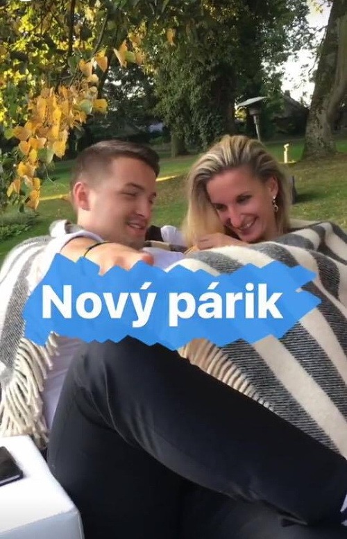 Sajfa vo videu zo svadby označil Adelu Banášovú a Viktora Vinczeho za nový párik. 