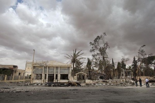 Zničené ulice v Palmýre