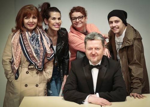 Lož má krásne nohy