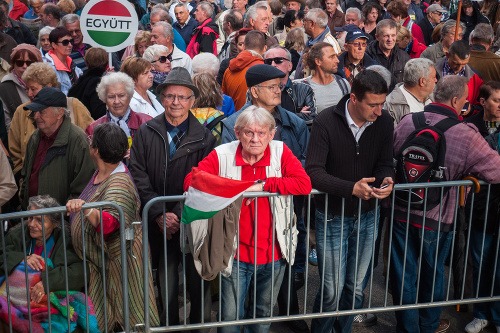 Budapešť obsadili tisícky nespokojných