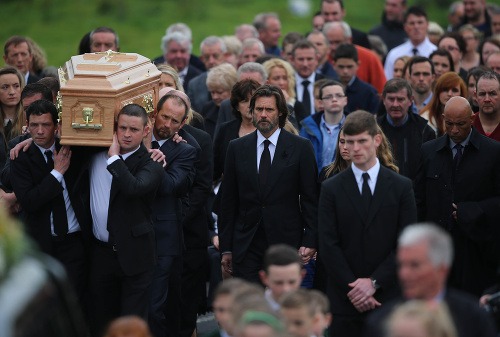 Jim Carrey na pohrebe