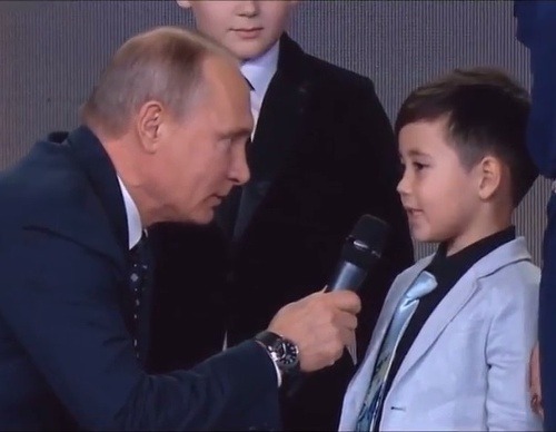 VIDEO Putin si zahral