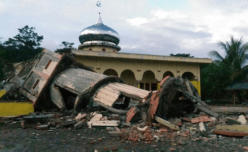 Zemestrasenie v Indonézii