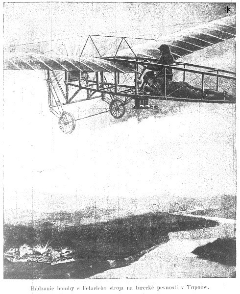 Hádzanie bomby z lietacieho stroja na turecké pevnosti v Tripolise (Vlasť a svet, r. 1912, č. 2, s. 1)