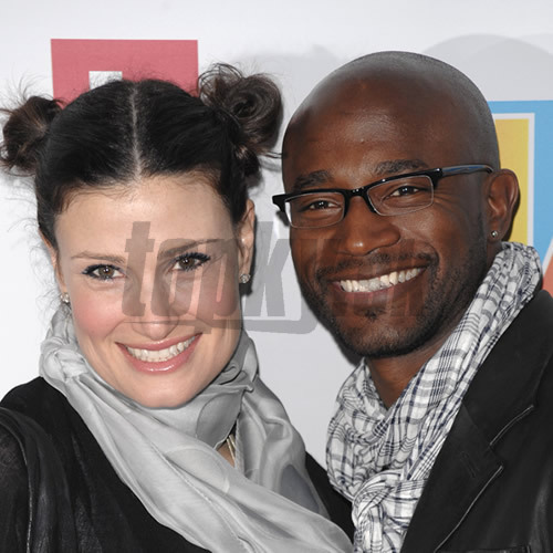 Sexica Idina Menzel čaká