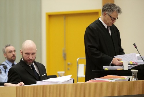 Breivik so svojím advokátom