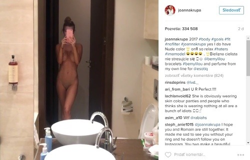 Joanna Krupa zverejnila na internete fotku, na ktorej vyzerá ako nahá. V skutočnosti má na sebe nohavičky telovej farby. 