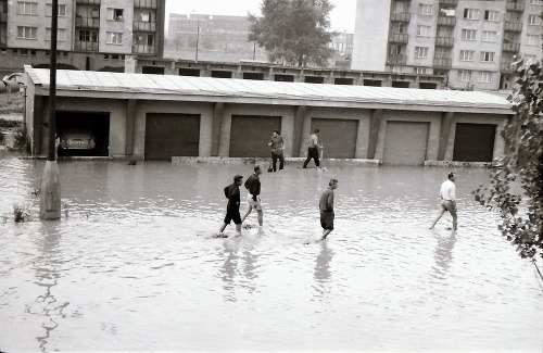 Záplavy v Partizánskom stáli