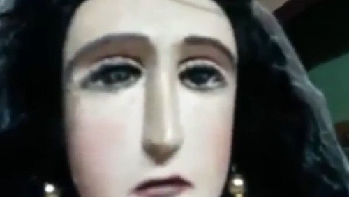 Prišla sa pomodliť do kostola, keď socha Panny Márie začala ... - Topky