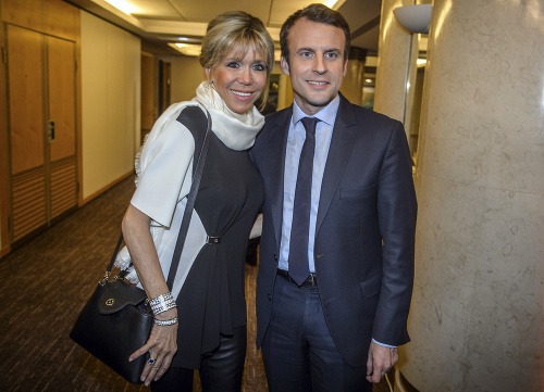 Macron so ženou