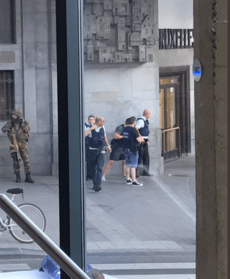 Polícia v bruselskom metre