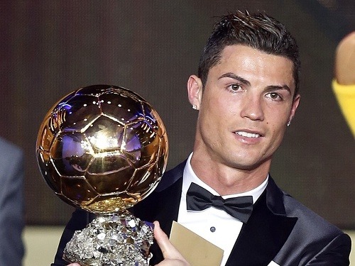 Futbalista Cristiano Ronaldo – 104 miliónov odberateľov – $400,000 (cca 350 tisíc €) za príspevok