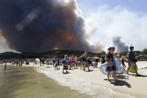 Francúzska riviéra v plameňoch:
