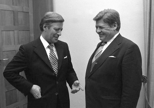 Hans-Martin Schleyer (vľavo)