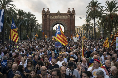 Priaznivci nezávislosti s katalánskymi