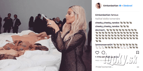 Kvôli tejto fotke, ktorú Kim Kardashian zavesila na Instagram, sa v komentároch začali búriť fanúšikovia Taylor Swift.