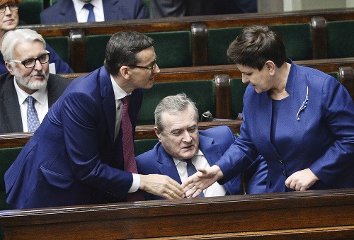 Poľský parlament vyslovil dôveru