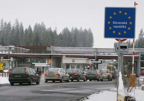 Na najväčšom slovensko-poľskom hraničnom priechode Trstená - Chyžné v stredu 19. decembra 2007 posledný raz 
