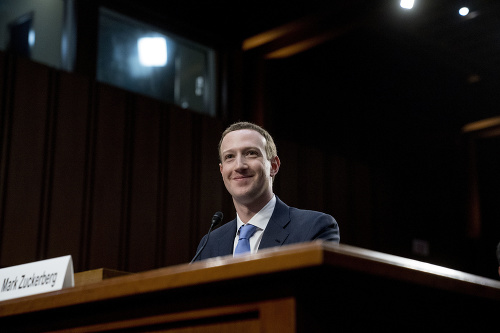 Zuckerberga vypočúval Senát: VIDEO
