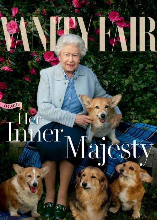 Alžbeta II. a jej štvornohí miláčikovia na titulke magazínu Vanity Fair. 