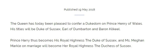 Kráľovná Alžbeta II. dala princovi Harrymu pred jeho dnešným sobášom tituly vojvoda zo Sussexu, gróf z Dumbartonu a barón Kilkeel. Po uzavretí manželstva sa tak aj jeho manželka, americká herečka Meghan Markle, stane vojvodkyňou zo Sussexu.