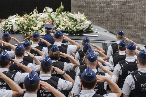 Pohreb policajtiek zabitých pri