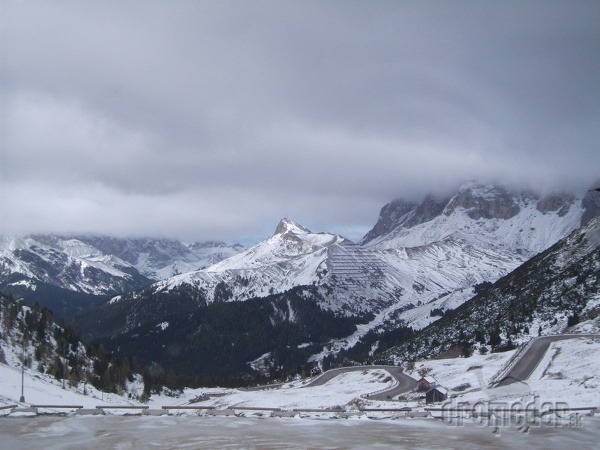 Passo Pordoi, Dolomity, Taliansko
