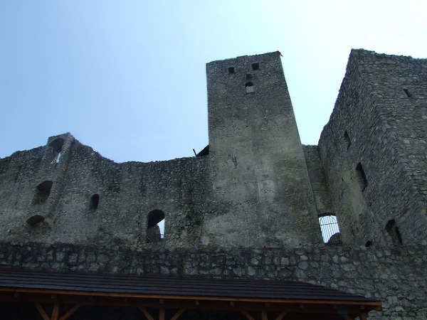 Hrad Strečno
