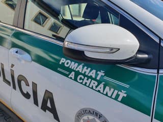 FOTO Polícia upozorňuje na dopravné obmedzenie v Bratislave pre výmenu potrubia