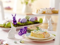 Dekoračné zajačiky z glazovaného porcelánu Dekoračné zajačiky z glazovaného porcelánu
