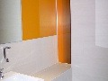 Kombinácia oranžovej s béžovou
