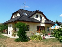 Spoľahlivá strecha s tradičnou Spoľahlivá strecha s tradičnou