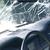Peugeot narazil do stromu, jeden m�tvy, �tyria zranen�