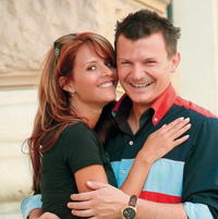 Ján Počiatek so svojou manželkou Ivanou (26).