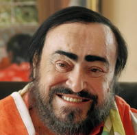 Luciano Pavarotti († 71)