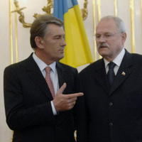 Viktor Juščenko a Ivan Gašparovič