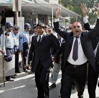 Právnici protestujú v centre Islamábádu.