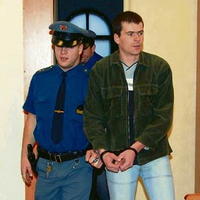 Zvrhlík Michal Konvalinka znásilnil vlastnú sestru.