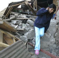 Krajinou otriasli v priebehu troch dní dve silné zemetrasenia.