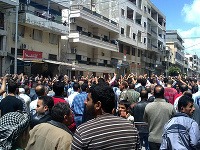 V provládnom meste v Sýrii vypukli protesty: Zahynuli dvaja ľudia