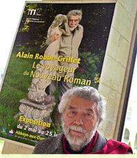 Alain Robbe-Grillet zomrel pravdepodobne na zlyhanie srdca.