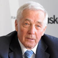 Konateľ SkyBau Miroslav Trnovský