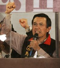 Víťaz prezidentských volieb Ma Jing-ťeou.