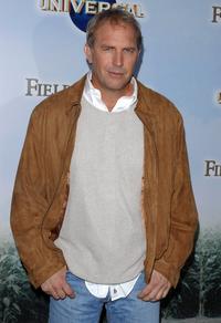  Kevin Costner